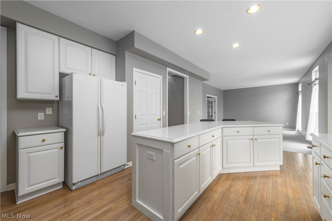 4512 Belmont Drive Avon OH 44011