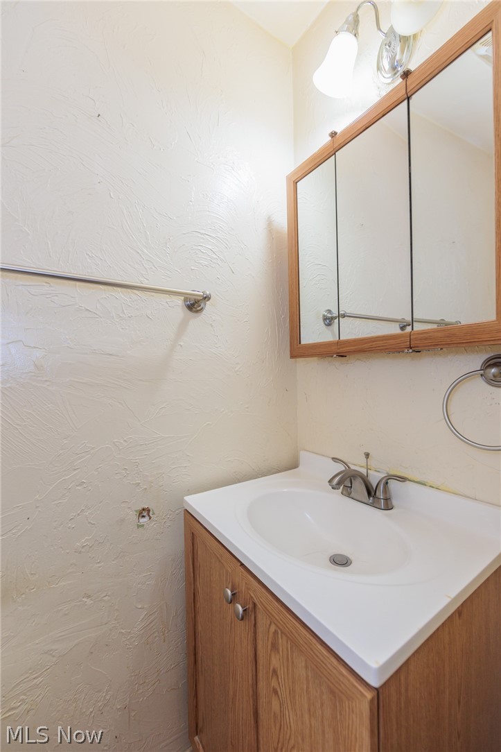 29623 Huntington Drive North Olmsted OH 44070
