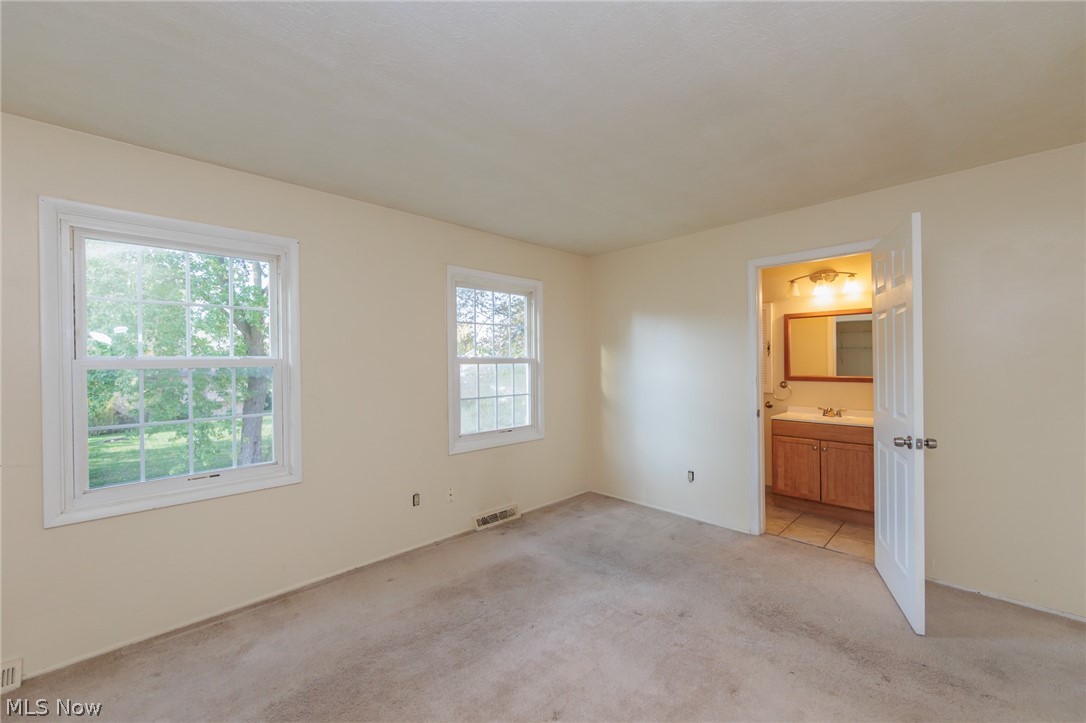 29623 Huntington Drive North Olmsted OH 44070