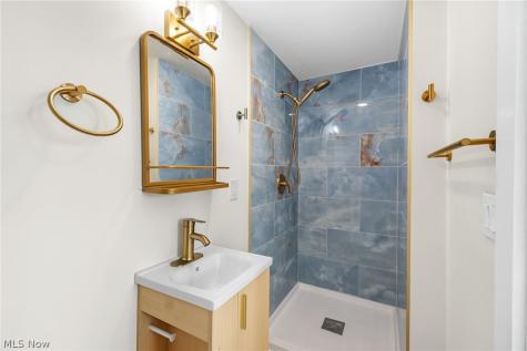 3289 Silsby Road Cleveland Heights OH 44118