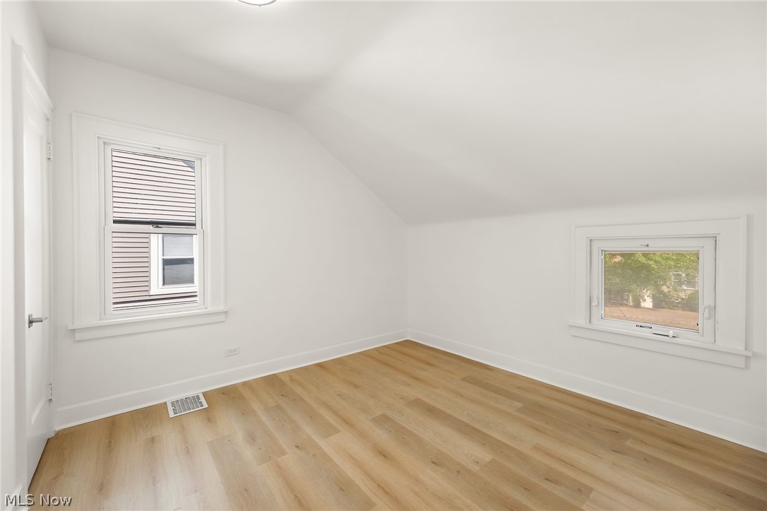 3289 Silsby Road Cleveland Heights OH 44118