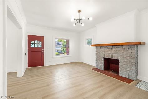 3289 Silsby Road Cleveland Heights OH 44118