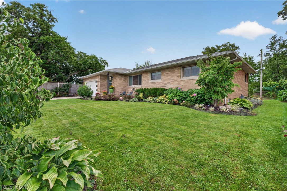 15521 Frick Court Cleveland OH 44111