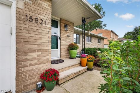 15521 Frick Court Cleveland OH 44111