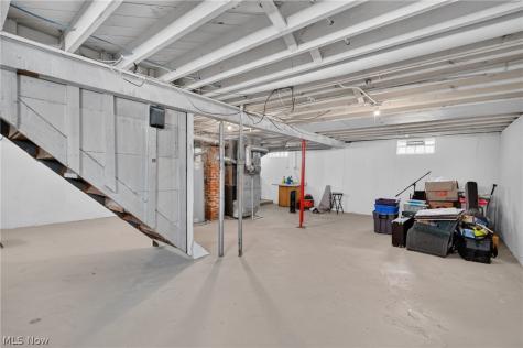 14215 Tabor Avenue Maple Heights OH 44137