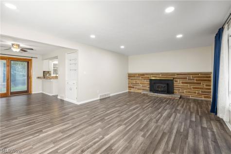 7413 Ward Road Parma OH 44134