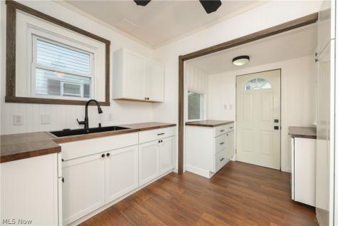 45 Pearl Avenue SE Massillon OH 44646
