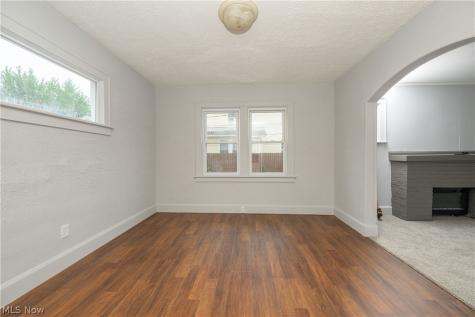 45 Pearl Avenue SE Massillon OH 44646