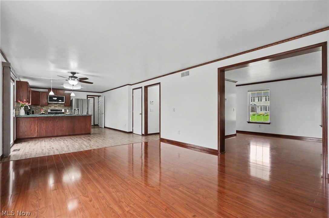 95 Cheyenne Drive Girard OH 44420
