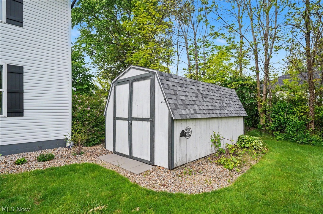 95 Cheyenne Drive Girard OH 44420
