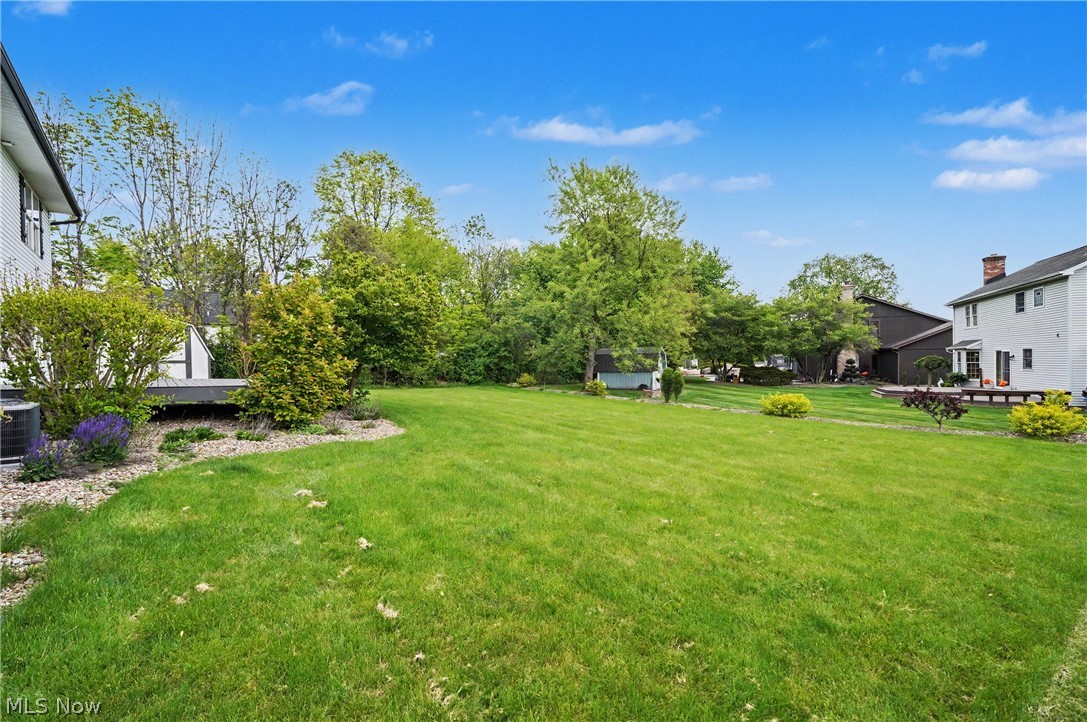 95 Cheyenne Drive Girard OH 44420