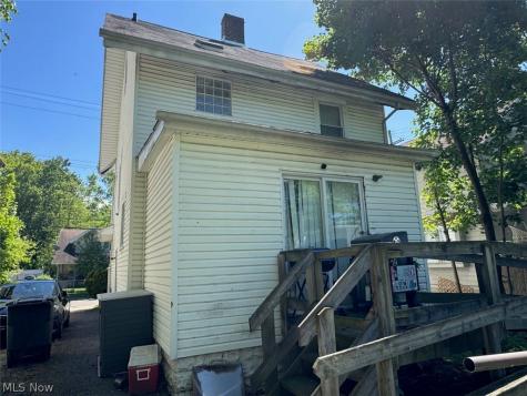 899 Lawton Street Akron OH 44320