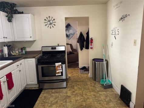 899 Lawton Street Akron OH 44320
