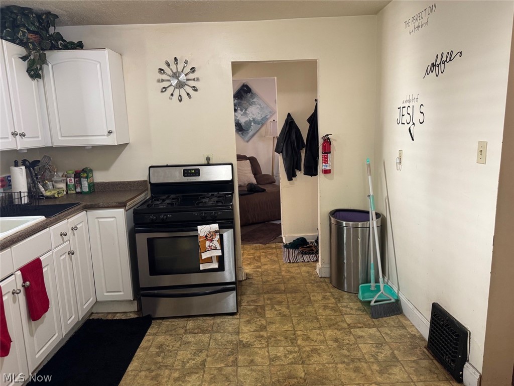 899 Lawton Street Akron OH 44320
