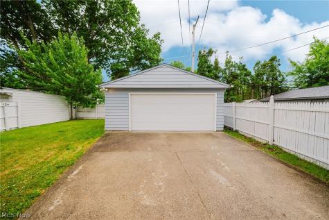 18400 Maple Heights Boulevard Maple Heights OH 44137