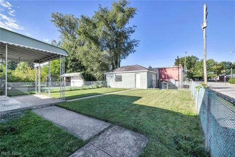 3774 W 116th Street Cleveland OH 44111