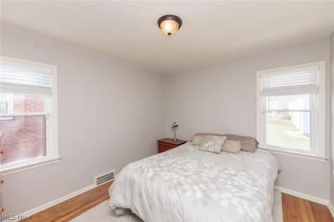 4102 Verona Road South Euclid OH 44121