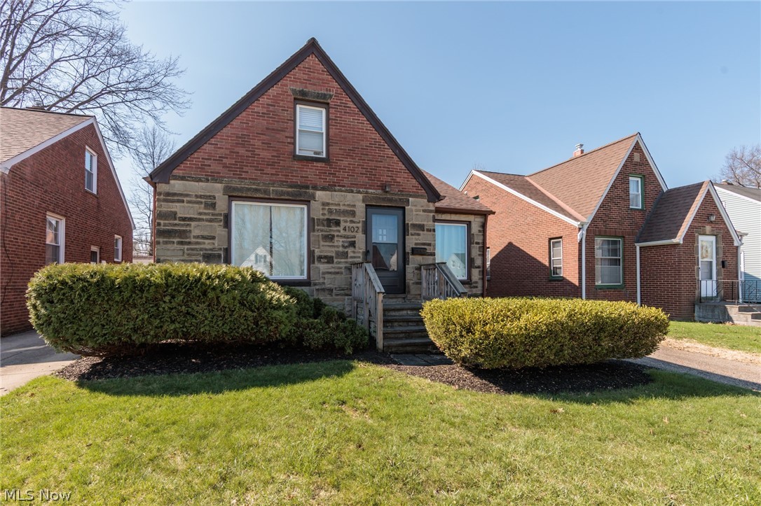 4102 Verona Road South Euclid OH 44121