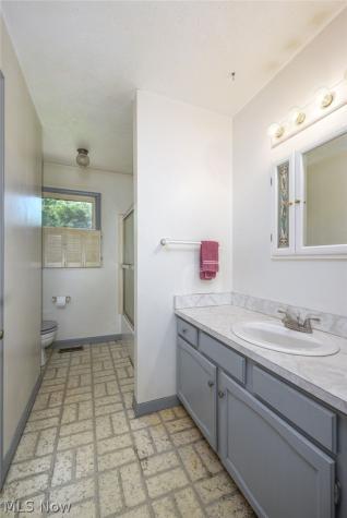 5115 Troyer Drive Kent OH 44240