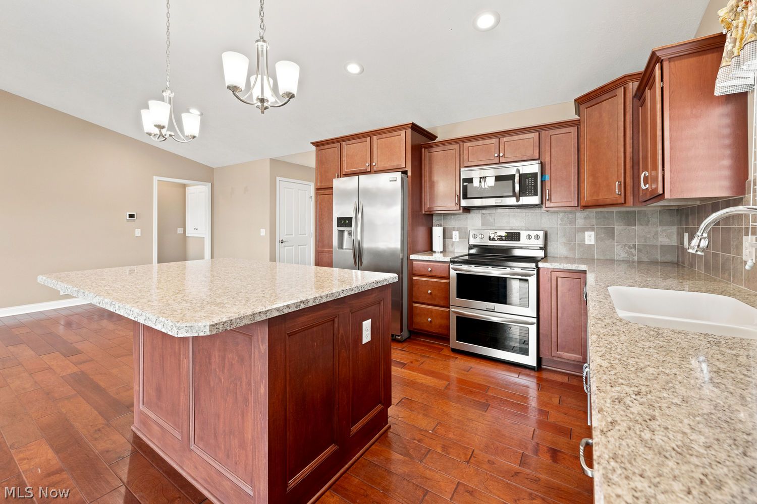 2893 Standish Avenue SW Canton OH 44706