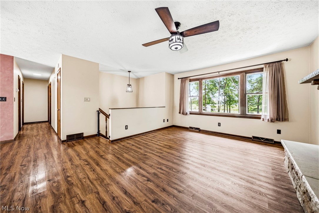 16320 Farley Road Middlefield OH 44062