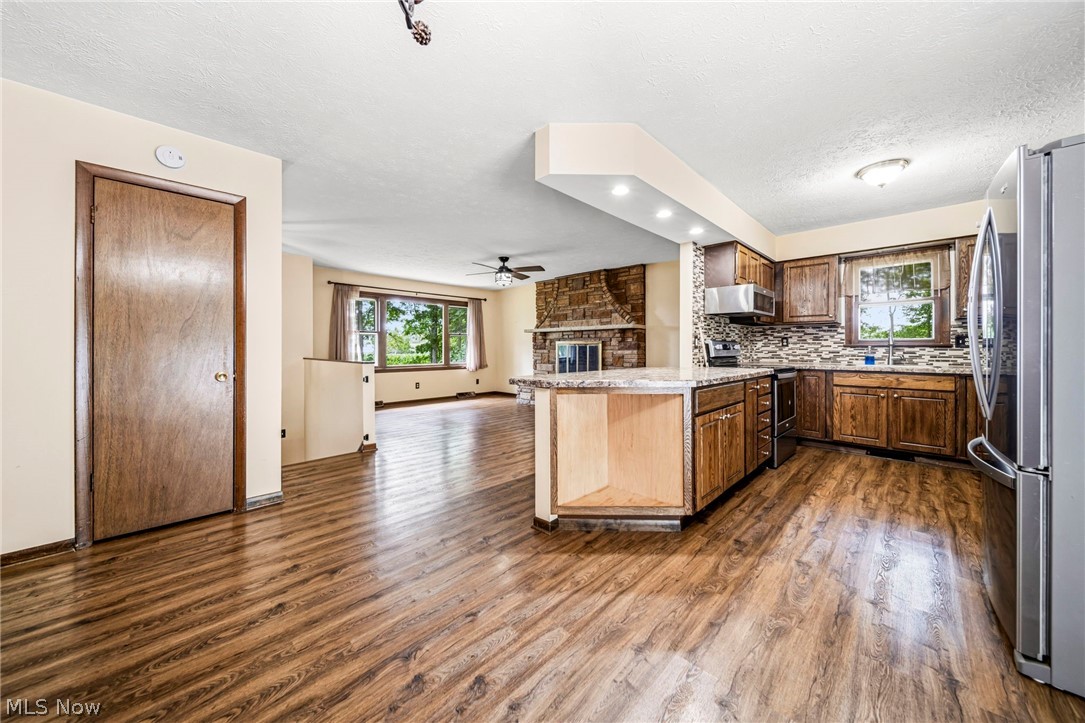 16320 Farley Road Middlefield OH 44062