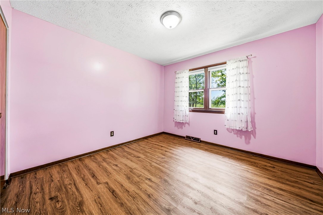 16320 Farley Road Middlefield OH 44062