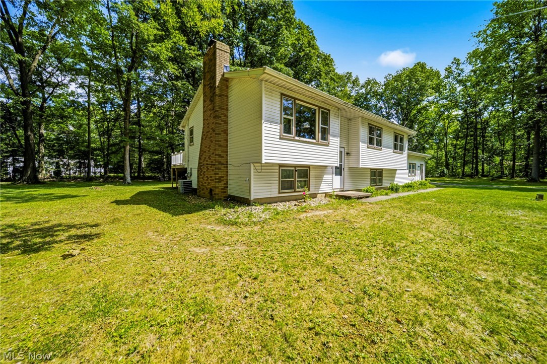16320 Farley Road Middlefield OH 44062