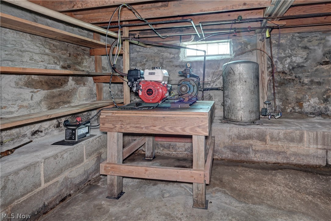 7201 State Route 534 West Farmington OH 44491