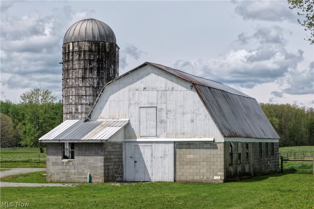 7201 State Route 534 West Farmington OH 44491