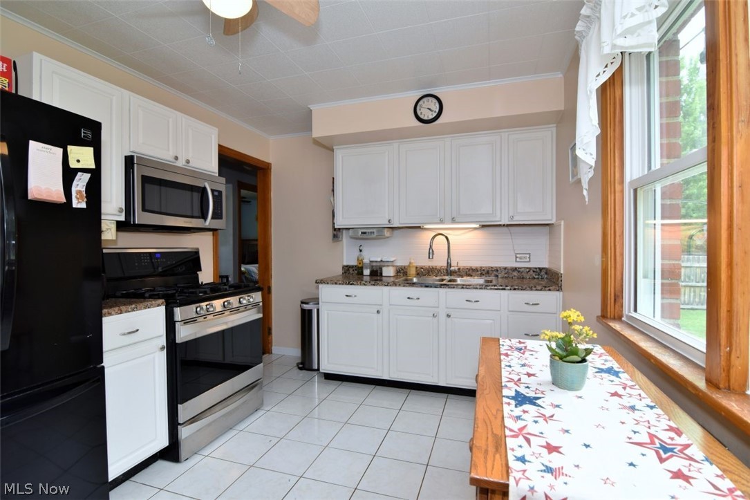 711 E 256th Street Euclid OH 44132