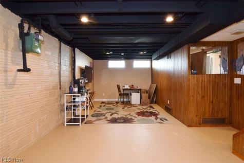 711 E 256th Street Euclid OH 44132