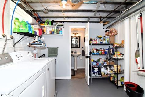 711 E 256th Street Euclid OH 44132