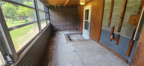 1168 Everbright Drive Uniontown OH 44685