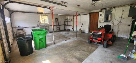 1168 Everbright Drive Uniontown OH 44685