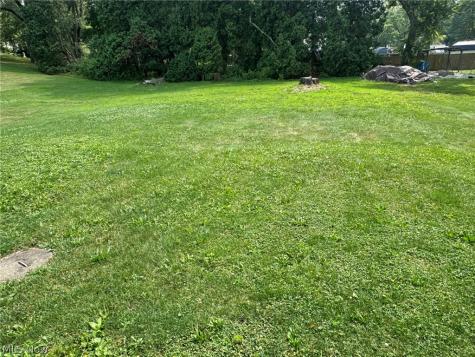 1168 Everbright Drive Uniontown OH 44685