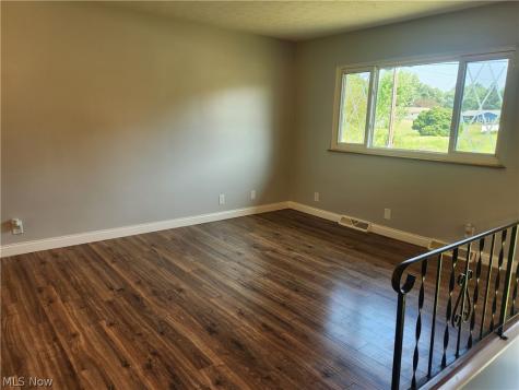 1168 Everbright Drive Uniontown OH 44685
