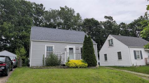 1663 Highview Avenue Akron OH 44301