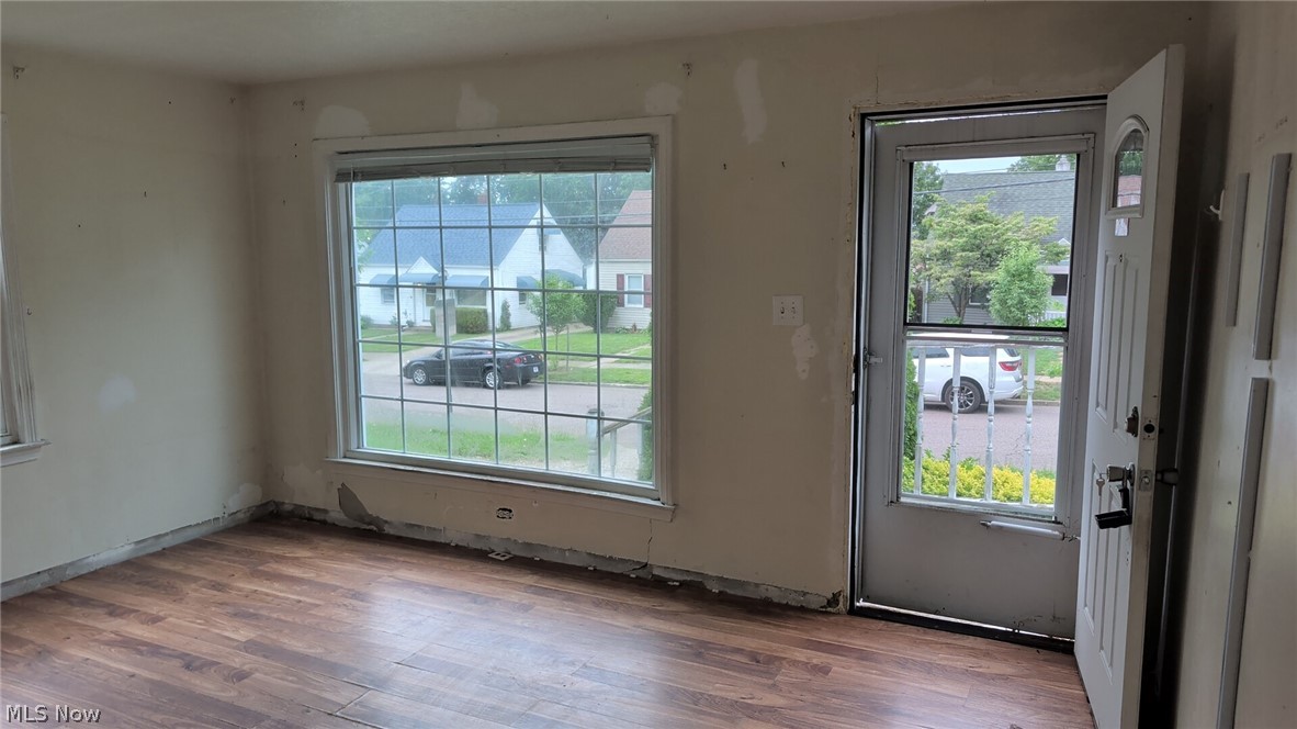 1663 Highview Avenue Akron OH 44301