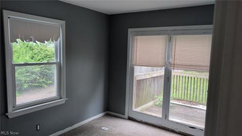1663 Highview Avenue Akron OH 44301