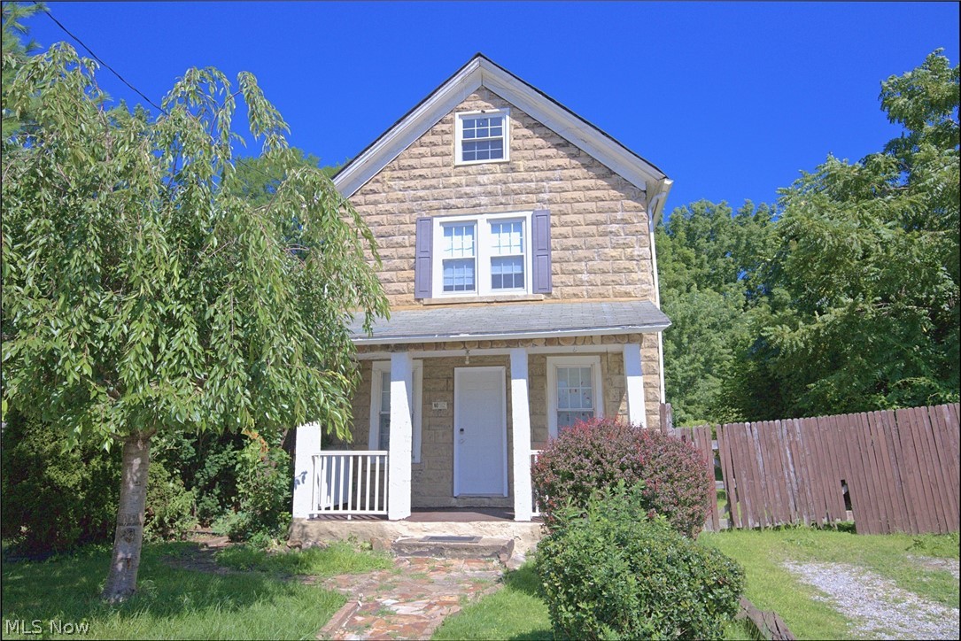 519 Wellington Avenue Akron OH 44305