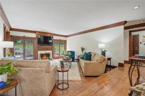 2835 Valley Road Cuyahoga Falls OH 44223