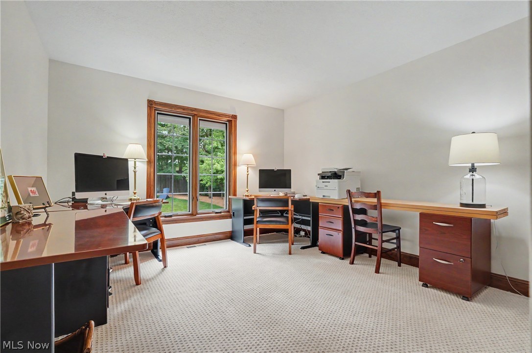 2835 Valley Road Cuyahoga Falls OH 44223
