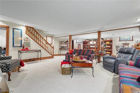 2835 Valley Road Cuyahoga Falls OH 44223