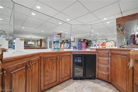 2835 Valley Road Cuyahoga Falls OH 44223