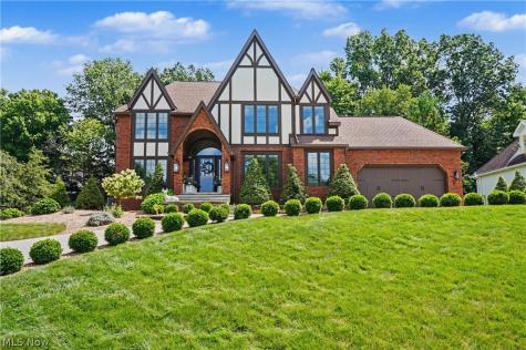 2835 Valley Road Cuyahoga Falls OH 44223