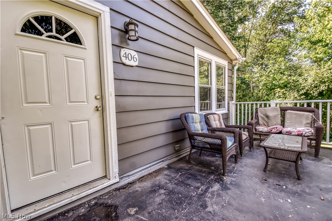 406 E 266th Street Euclid OH 44132