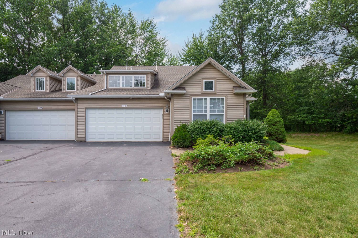 2442 Halifax Court Avon OH 44011
