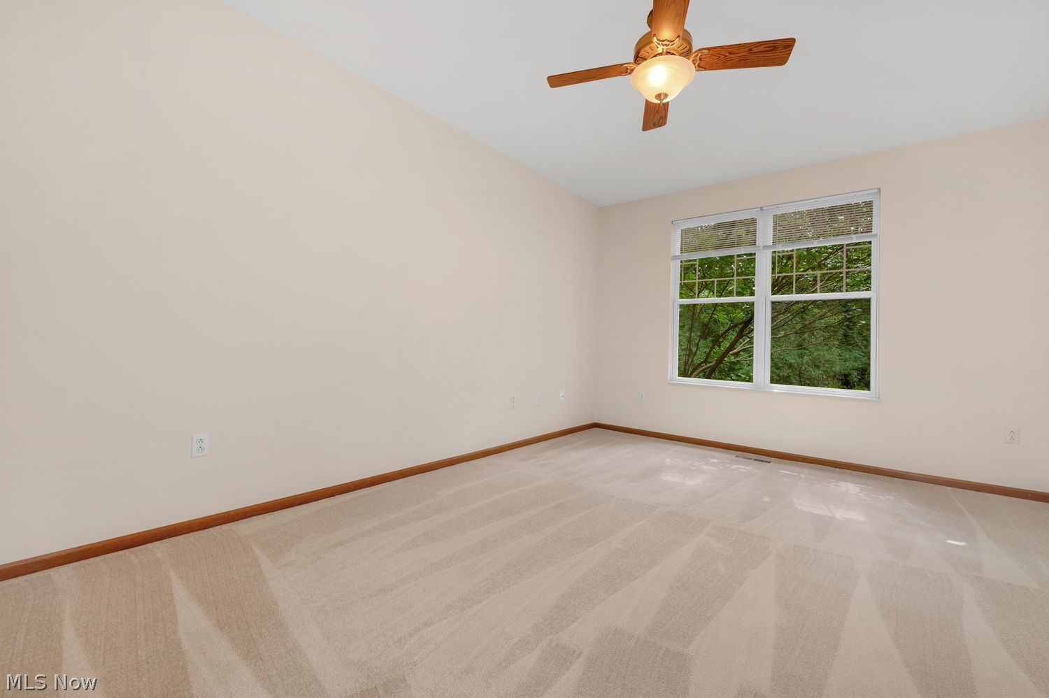 2442 Halifax Court Avon OH 44011