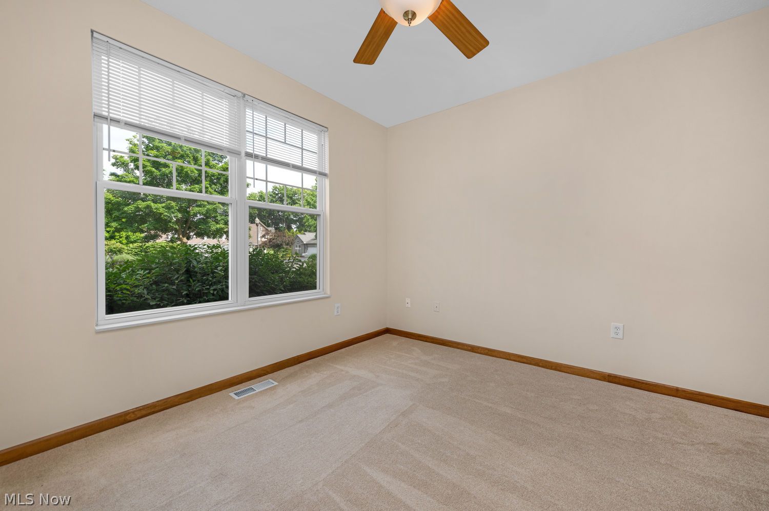 2442 Halifax Court Avon OH 44011